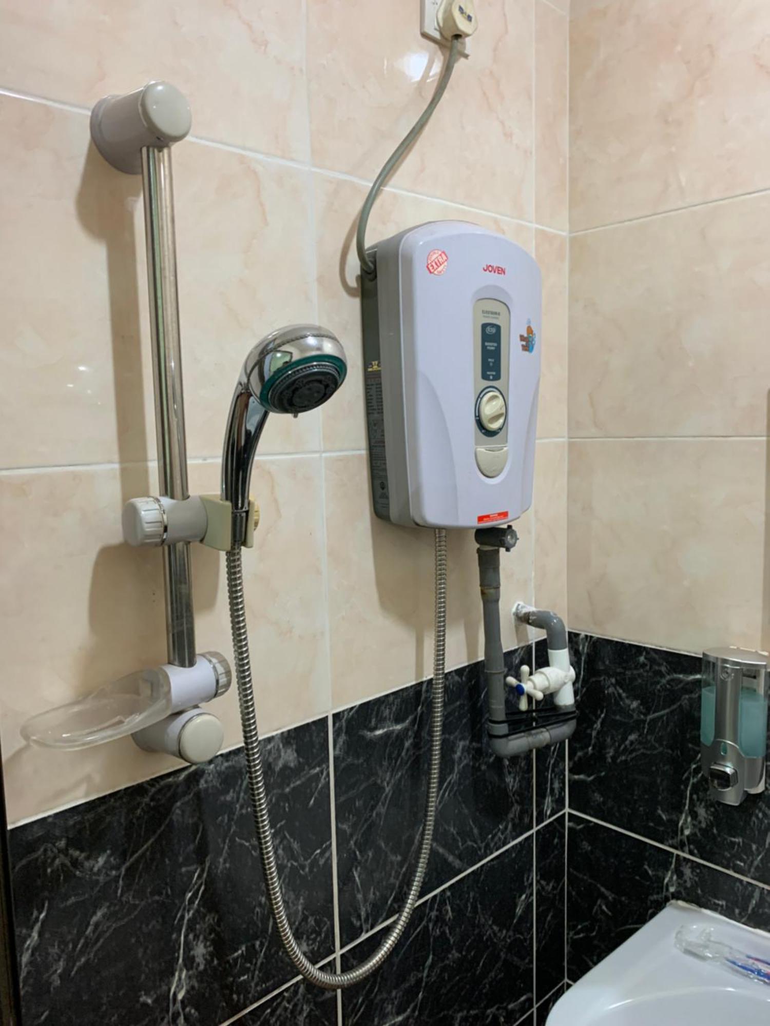 Hotel Bajet Pulai Ipoh Buitenkant foto